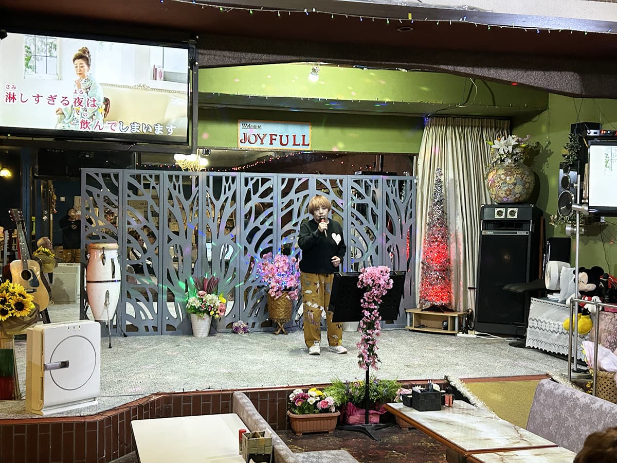 joyful03.jpg